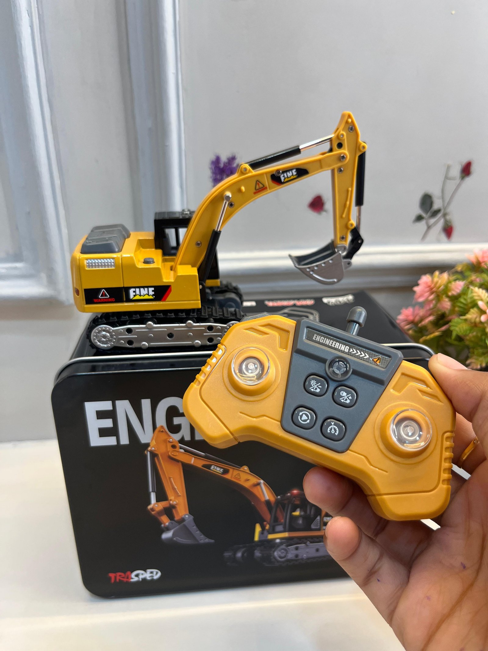 🚜 Mini Engineering RC Vehicles